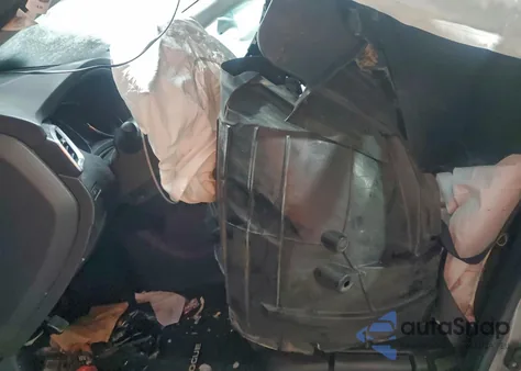 2015 Nissan Rogue S из США, поврежденный, VIN KNMAT2MV2FP561653